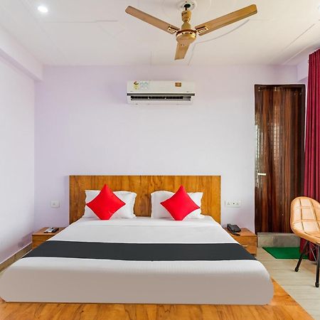 Capital O Harish Residency Hotell Gurgaon Eksteriør bilde