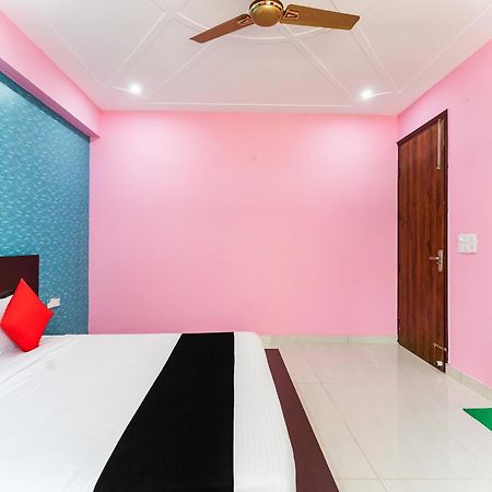 Capital O Harish Residency Hotell Gurgaon Eksteriør bilde