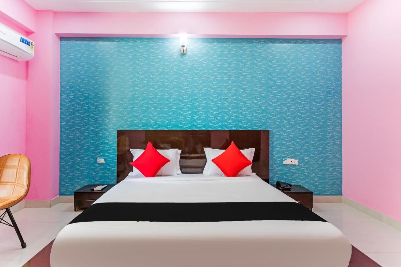 Capital O Harish Residency Hotell Gurgaon Eksteriør bilde