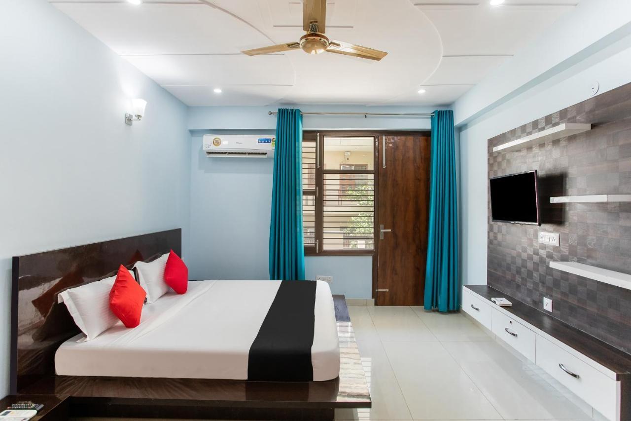Capital O Harish Residency Hotell Gurgaon Eksteriør bilde